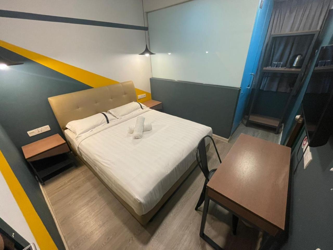 Smile Hotel Subang Airport Shah Alam Bagian luar foto