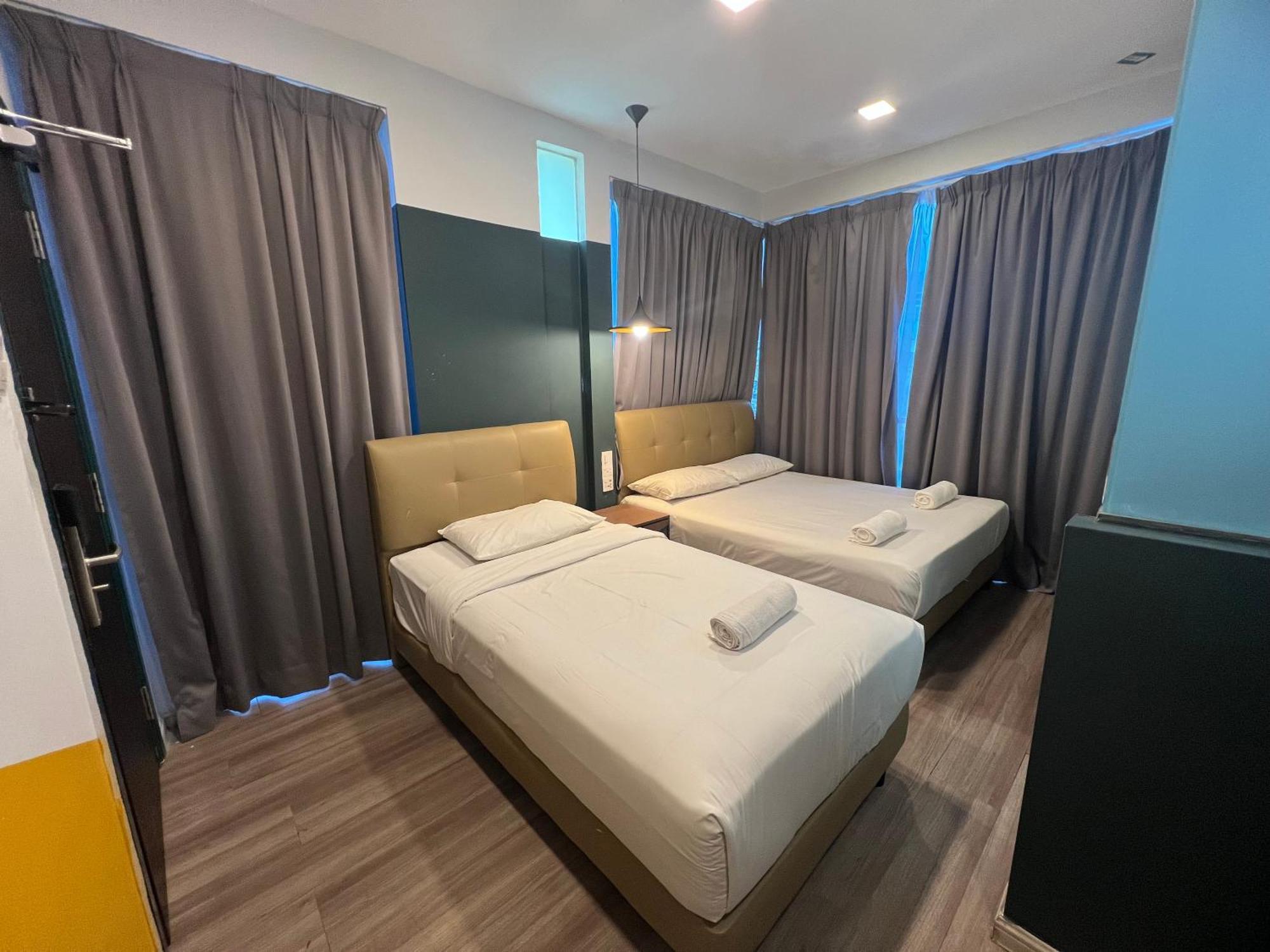 Smile Hotel Subang Airport Shah Alam Bagian luar foto