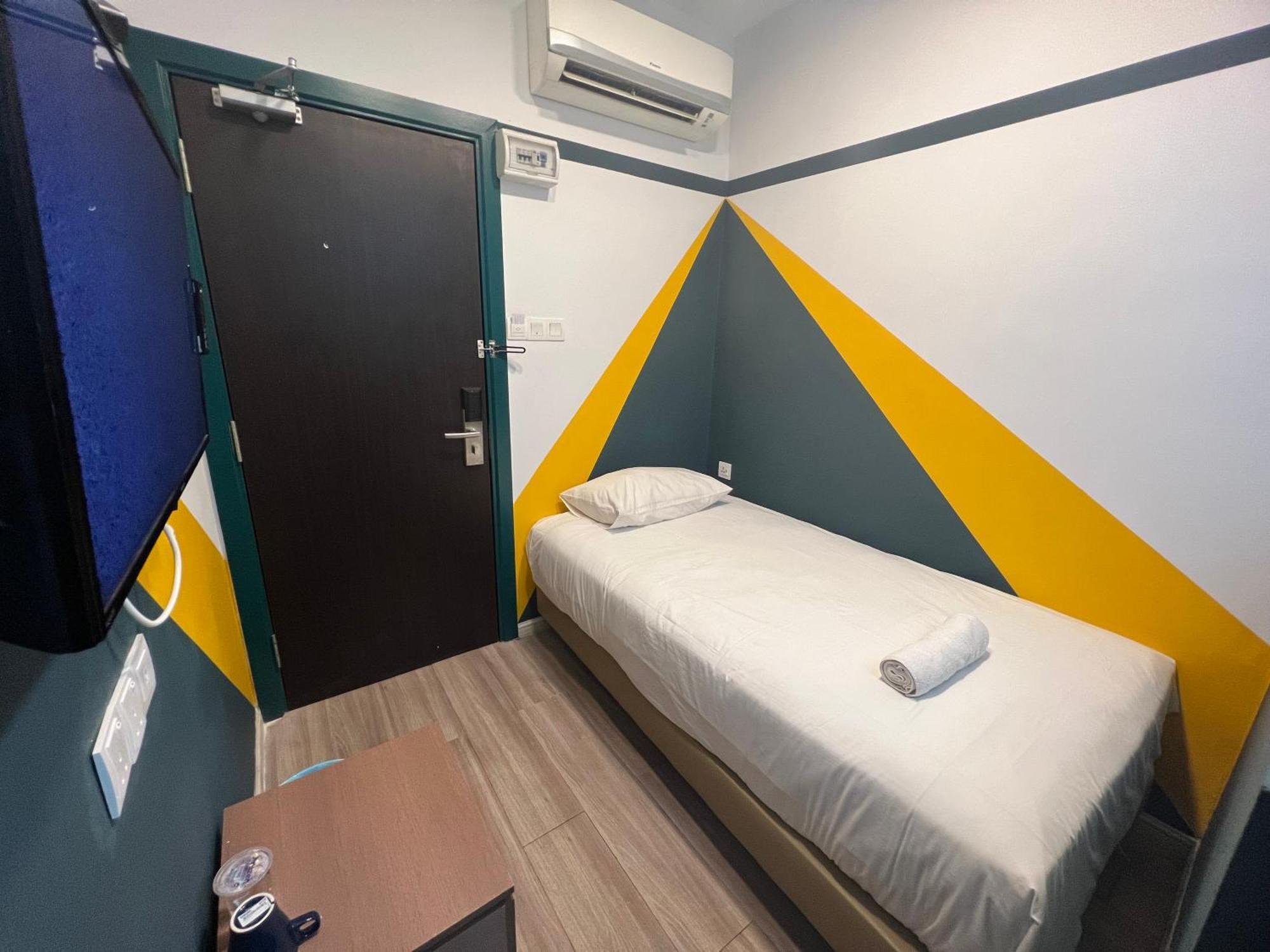 Smile Hotel Subang Airport Shah Alam Bagian luar foto
